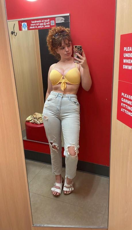 HMU for quick fun and meet up text 8154217122