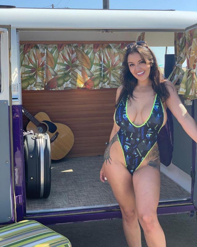 CITY GIRLS ESCORT BOOK SERVICES