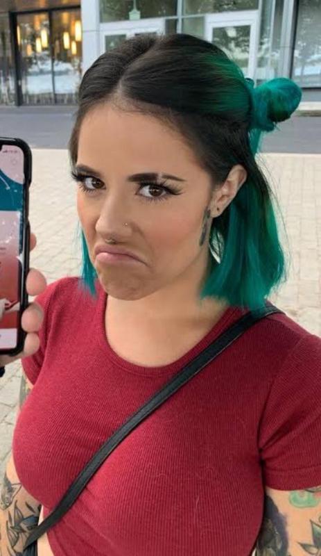 Hey! Don’t scroll past. Let me be your spank plug❤️ 😂❤️