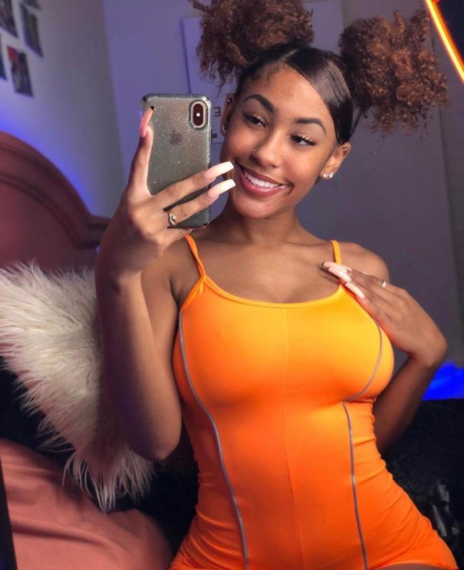 Text/Call 2606327540 Erotic sexy juicy and most wanted chic 💋Snapchat:- Ginna_